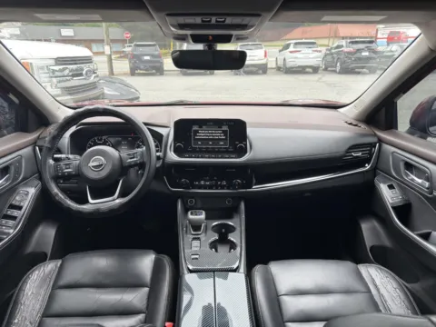 More photos of 2022 Nissan Rogue SL at Cherokee Mitsubishi, GA