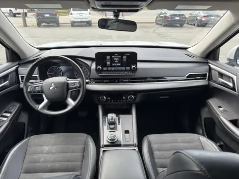 More photos of 2024 MITSUBISHI OUTLANDER SE BLACK EDITION S-AWC at Cherokee Mitsubishi, GA