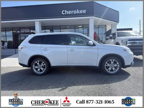 Photos of 2015 Mitsubishi Outlander SE for sale in Canton, GA at Cherokee Mitsubishi