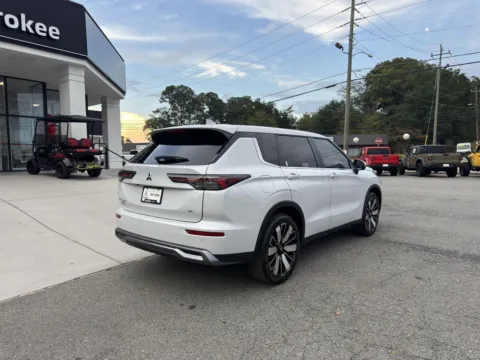 More photos of 2026 Mitsubishi Outlander SE at Cherokee Mitsubishi, GA