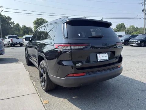 More photos of 2024 Jeep Grand Cherokee L Altitude at Cherokee Mitsubishi, GA