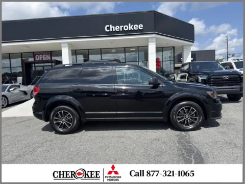 Photos of 2018 Dodge Journey SE for sale in Canton, GA at Cherokee Mitsubishi