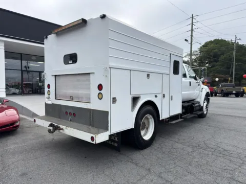 More photos of 2007 Ford Super Duty F-750 Straight Frame XL at Cherokee Mitsubishi, GA