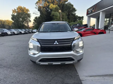 More photos of 2024 Mitsubishi Outlander SE at Cherokee Mitsubishi, GA