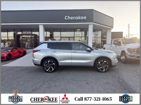 Photos of 2024 Mitsubishi Outlander SE for sale in Canton, GA at Cherokee Mitsubishi