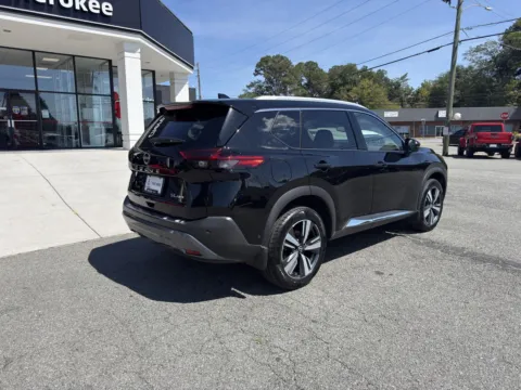 More photos of 2023 Nissan Rogue SL at Cherokee Mitsubishi, GA