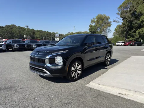More photos of 2026 Mitsubishi Outlander SE at Cherokee Mitsubishi, GA