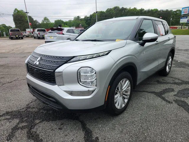 Silver 2024 Mitsubishi Outlander ES for sale in Canton, GA