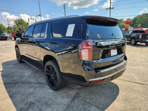 More photos of 2021 Chevrolet Suburban LT at Cherokee Mitsubishi, GA