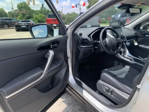 More photos of 2025 Mitsubishi Eclipse Cross SE at Cherokee Mitsubishi, GA