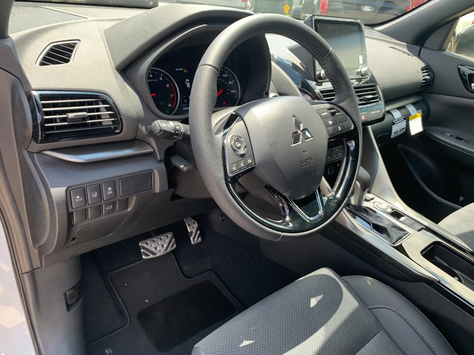 2025 Mitsubishi Eclipse Cross Black Edition - Photo 10