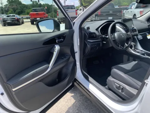 More photos of 2025 Mitsubishi Eclipse Cross SE at Cherokee Mitsubishi, GA
