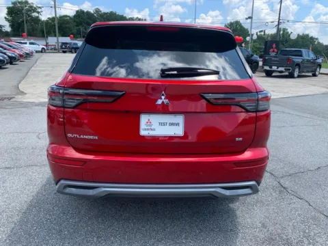 Another view of 2025 Mitsubishi Outlander SE for sale in Canton, GA at Cherokee Mitsubishi