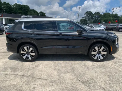 Another view of 2025 Mitsubishi Outlander Platinum Edition for sale in Canton, GA at Cherokee Mitsubishi