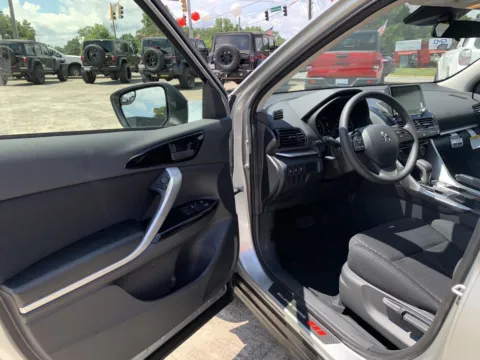 More photos of 2025 Mitsubishi Eclipse Cross LE at Cherokee Mitsubishi, GA