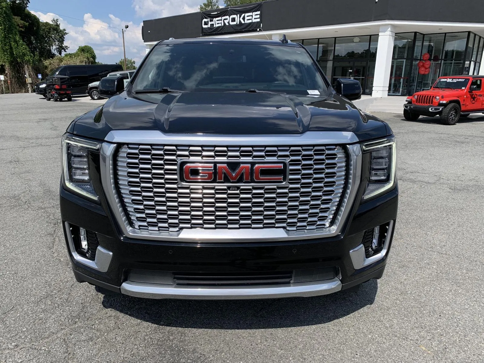 2023 GMC Yukon Denali - Photo 7