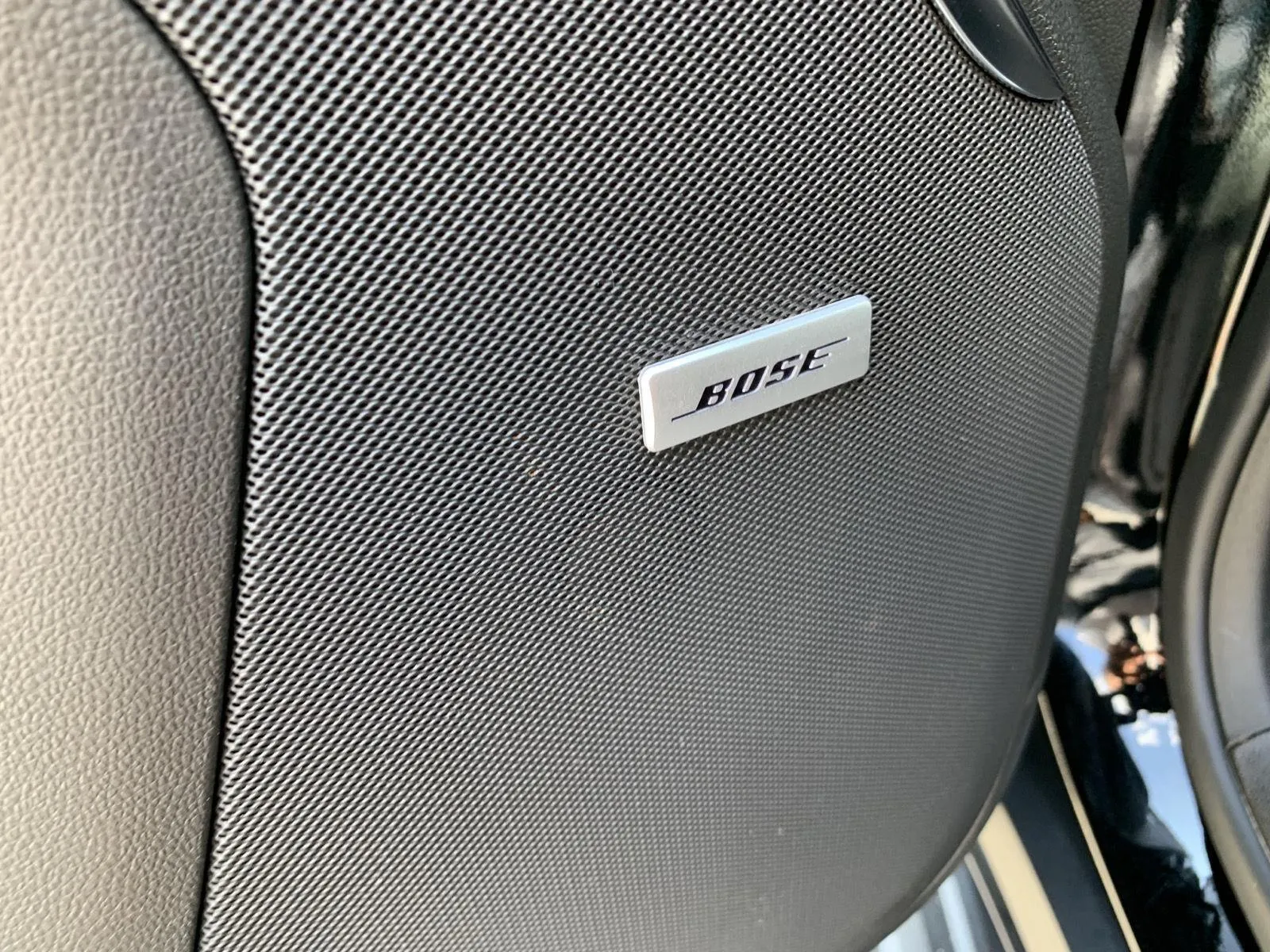 2023 GMC Yukon Denali - Photo 13