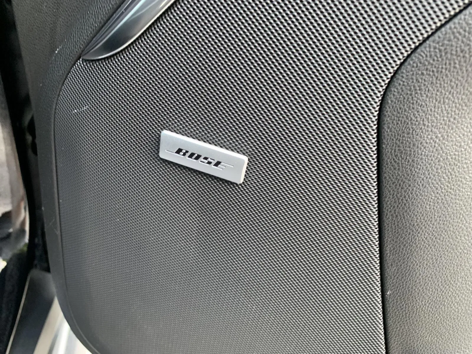 2023 GMC Yukon Denali - Photo 46