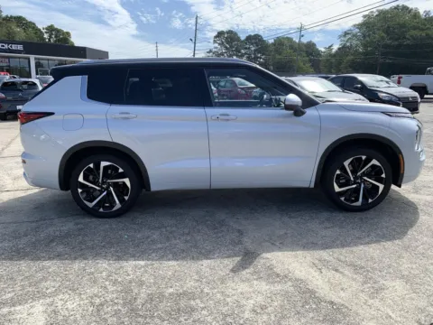 Photos of 2024 Mitsubishi Outlander SEL for sale in Canton, GA at Cherokee Mitsubishi