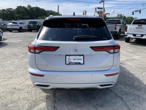 More photos of 2024 Mitsubishi Outlander SEL at Cherokee Mitsubishi, GA