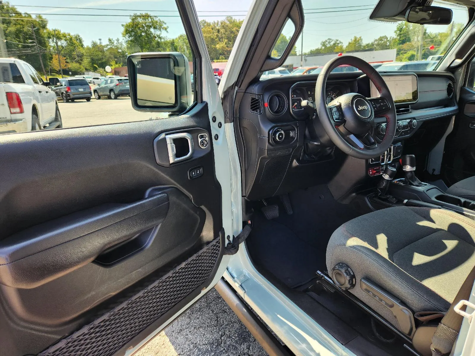2024 Jeep Wrangler 4-Door Rubicon - Photo 12