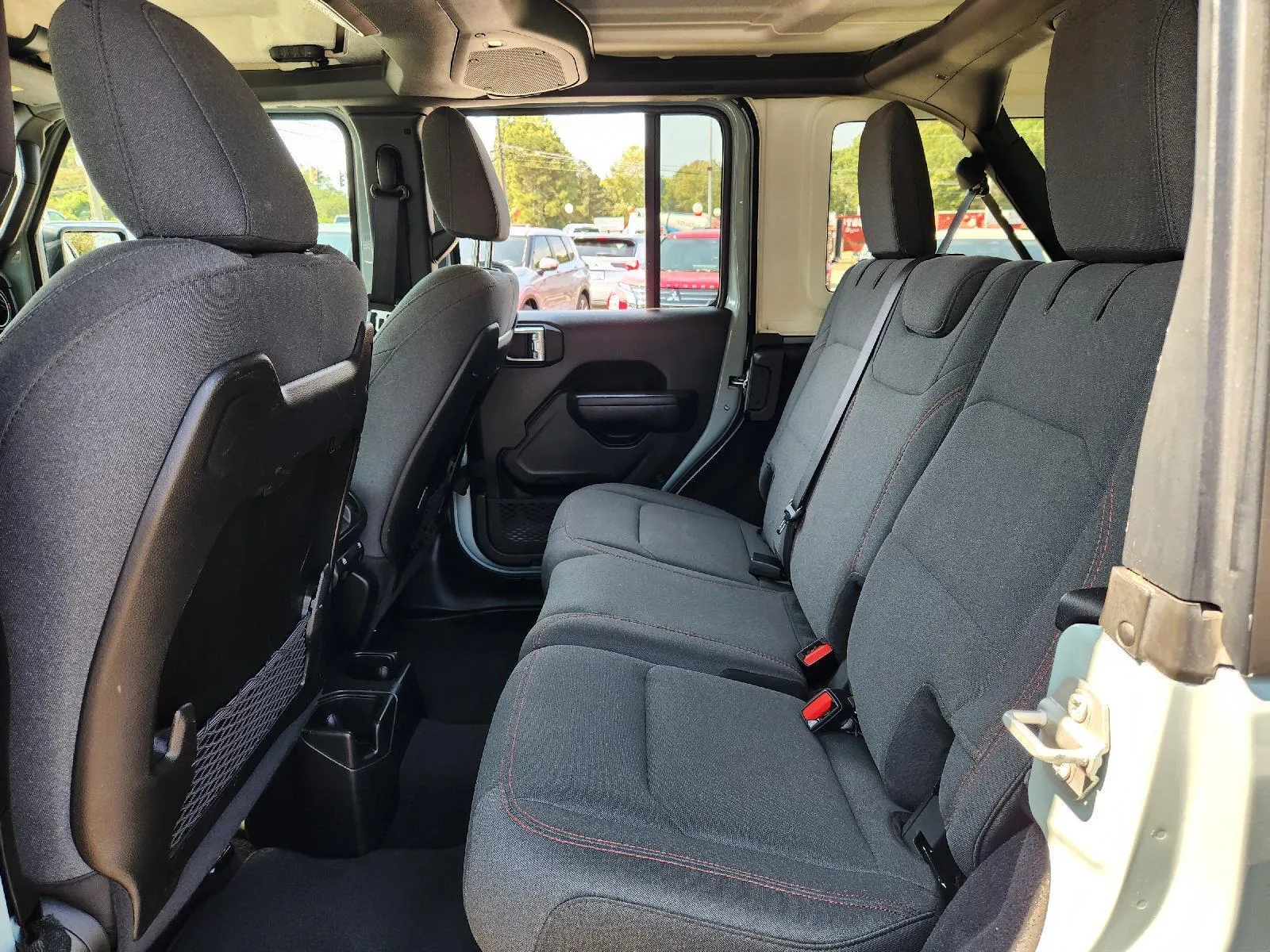 2024 Jeep Wrangler 4-Door Rubicon - Photo 28