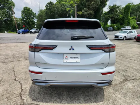Another view of 2025 Mitsubishi Outlander SE for sale in Canton, GA at Cherokee Mitsubishi