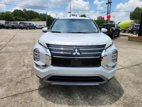 More photos of 2025 Mitsubishi Outlander SE at Cherokee Mitsubishi, GA