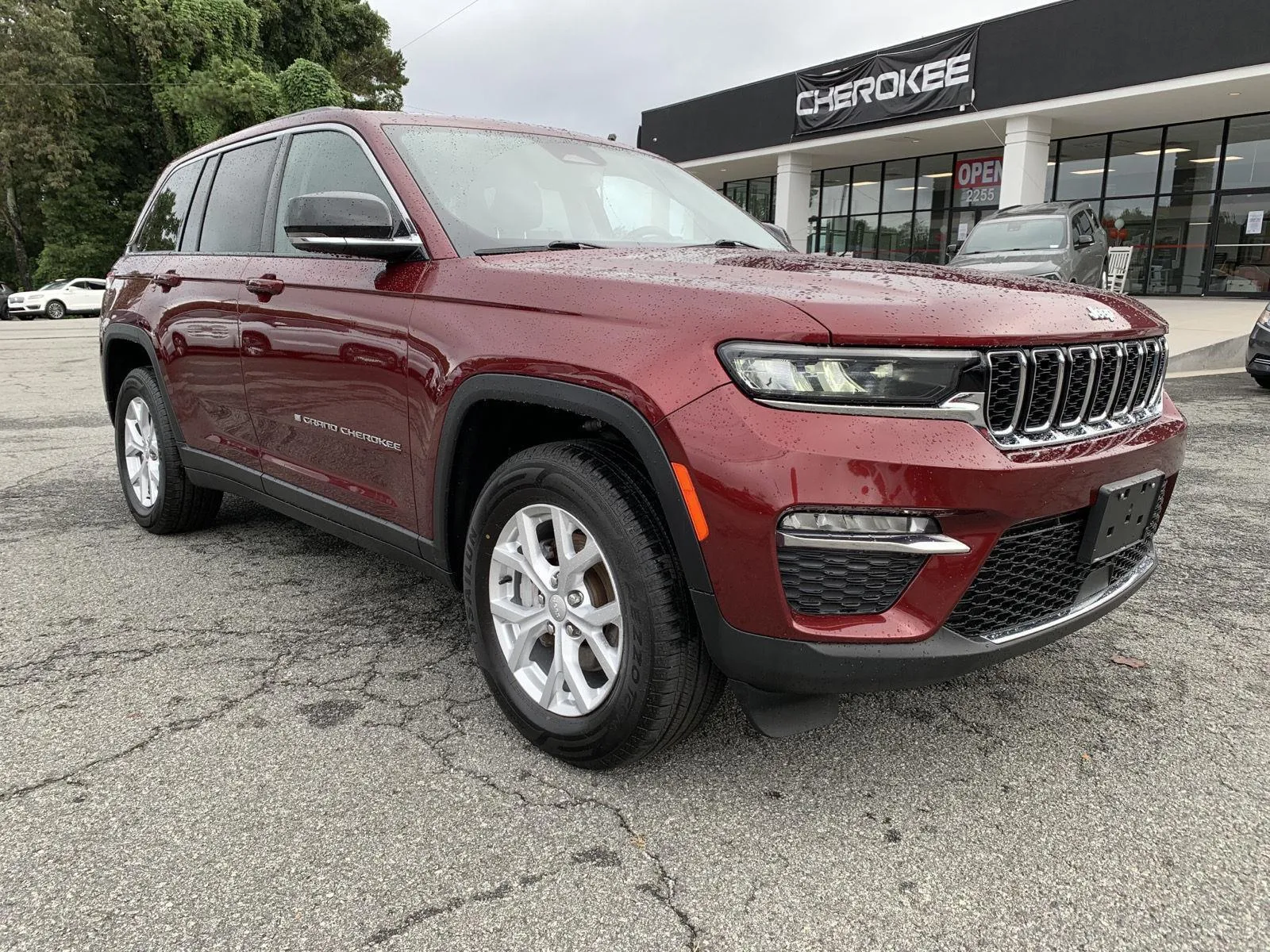 2023 Jeep Grand Cherokee Limited's photo