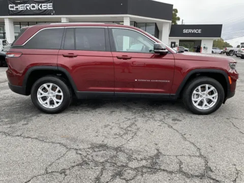 More photos of 2023 Jeep Grand Cherokee Limited at Cherokee Mitsubishi, GA