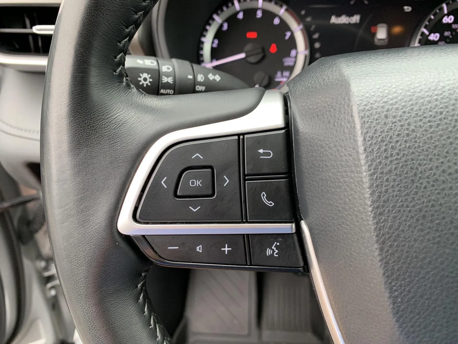 2024 Toyota Highlander XLE - Photo 21