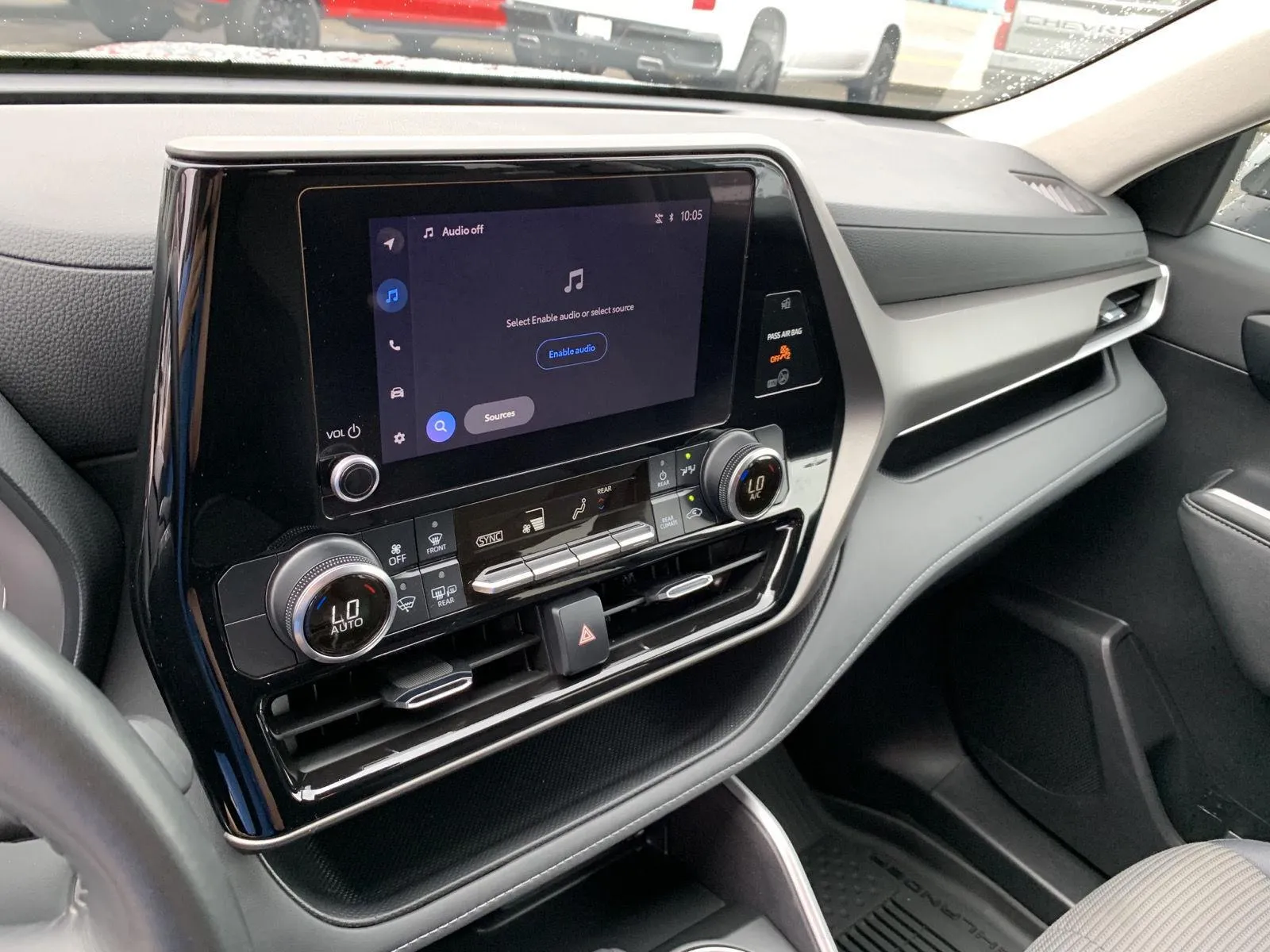 2024 Toyota Highlander XLE - Photo 24