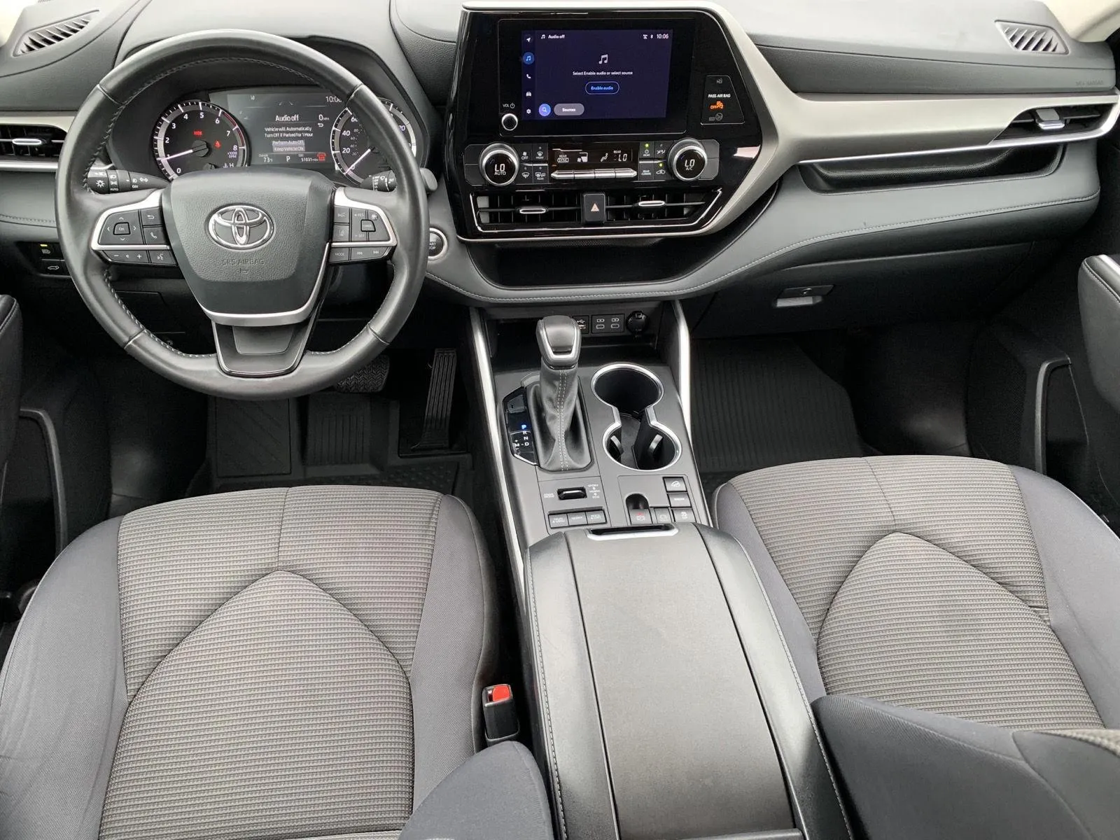 2024 Toyota Highlander XLE - Photo 29