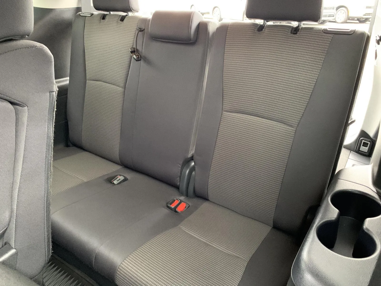 2024 Toyota Highlander XLE - Photo 32