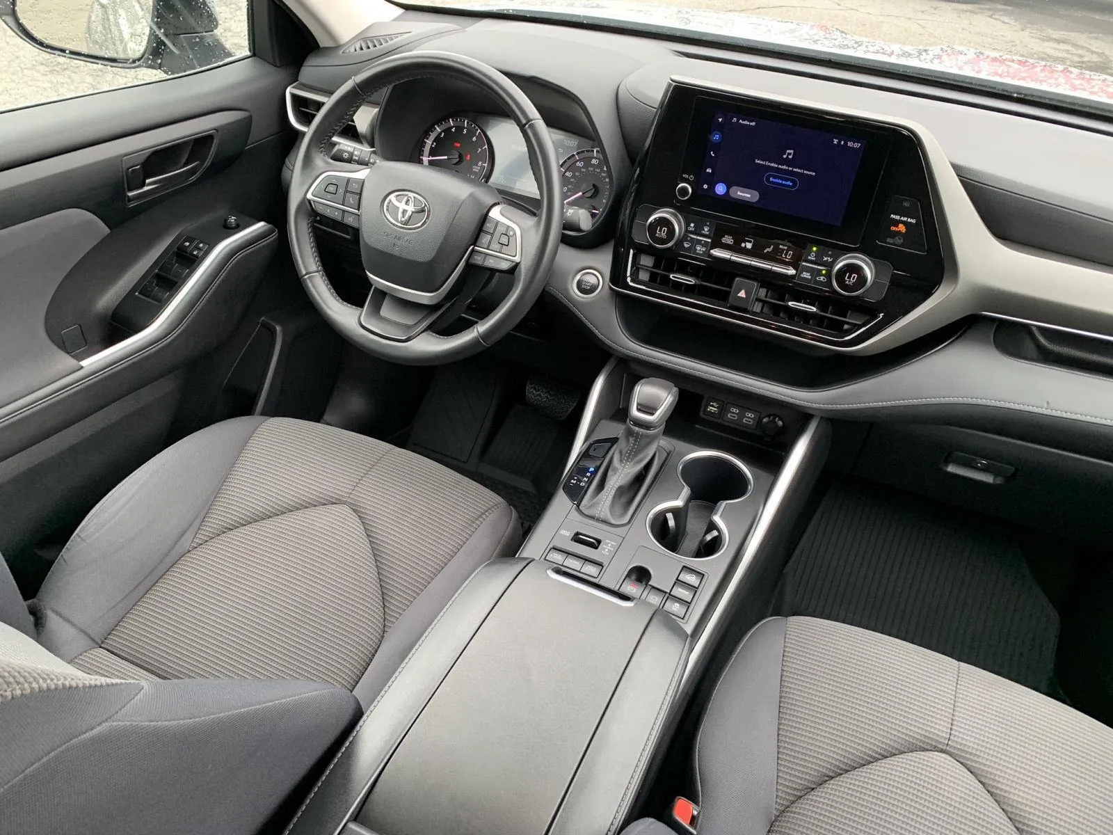 2024 Toyota Highlander XLE - Photo 34