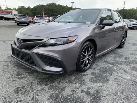 More photos of 2024 Toyota Camry SE at Cherokee Mitsubishi, GA