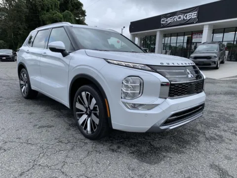 White 2025 Mitsubishi Outlander SEL for sale in Canton, GA