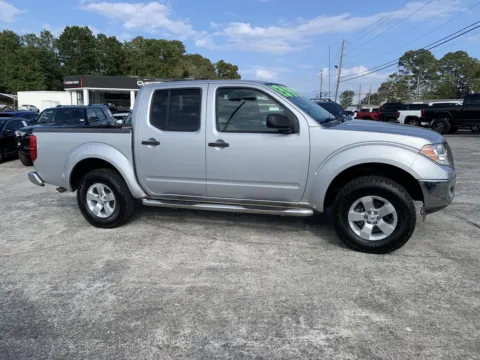 More photos of 2010 Nissan Frontier SE at Cherokee Mitsubishi, GA