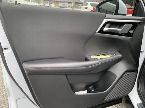 More photos of 2025 Mitsubishi Outlander ES at Cherokee Mitsubishi, GA