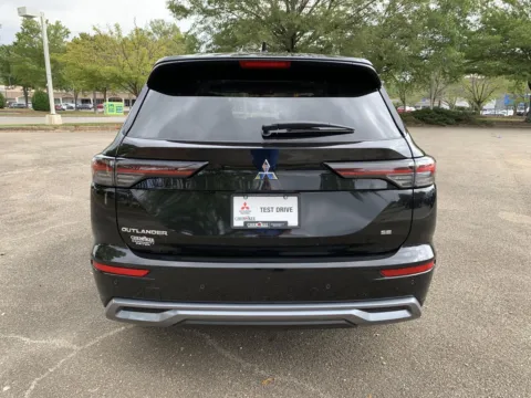 More photos of 2025 Mitsubishi Outlander SE at Cherokee Mitsubishi, GA
