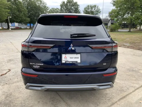 More photos of 2025 Mitsubishi Outlander SE at Cherokee Mitsubishi, GA