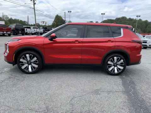 More photos of 2025 Mitsubishi Outlander SE at Cherokee Mitsubishi, GA