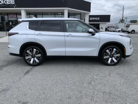 Photos of 2025 Mitsubishi Outlander Trail Edition for sale in Canton, GA at Cherokee Mitsubishi