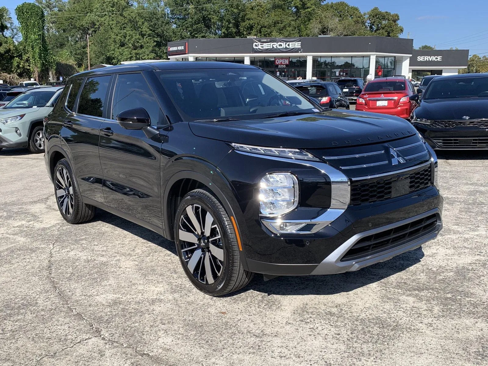 Black 2025 Mitsubishi Outlander SE for sale in Canton, GA