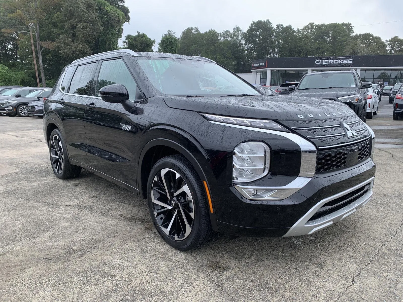 Black 2023 Mitsubishi Outlander PHEV SEL for sale in Canton, GA