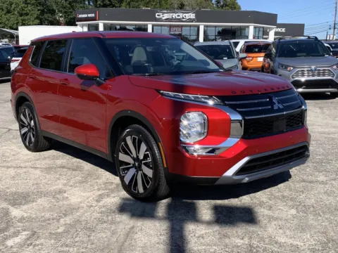 Red 2025 Mitsubishi Outlander SE for sale in Canton, GA