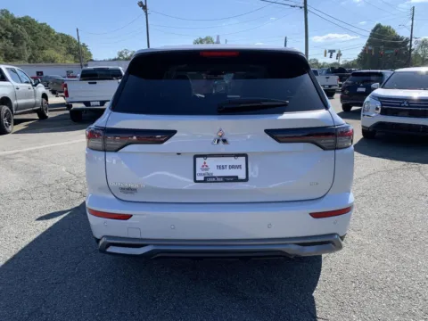 Another view of 2025 Mitsubishi Outlander SE for sale in Canton, GA at Cherokee Mitsubishi