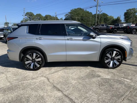 Photos of 2025 Mitsubishi Outlander SEL for sale in Canton, GA at Cherokee Mitsubishi
