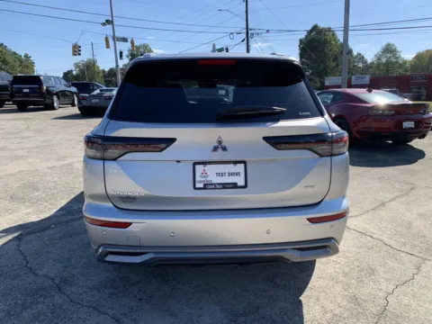 More photos of 2025 Mitsubishi Outlander SEL at Cherokee Mitsubishi, GA
