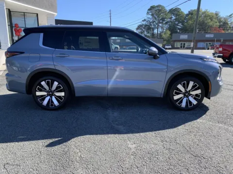 Photos of 2025 Mitsubishi Outlander SEL for sale in Canton, GA at Cherokee Mitsubishi